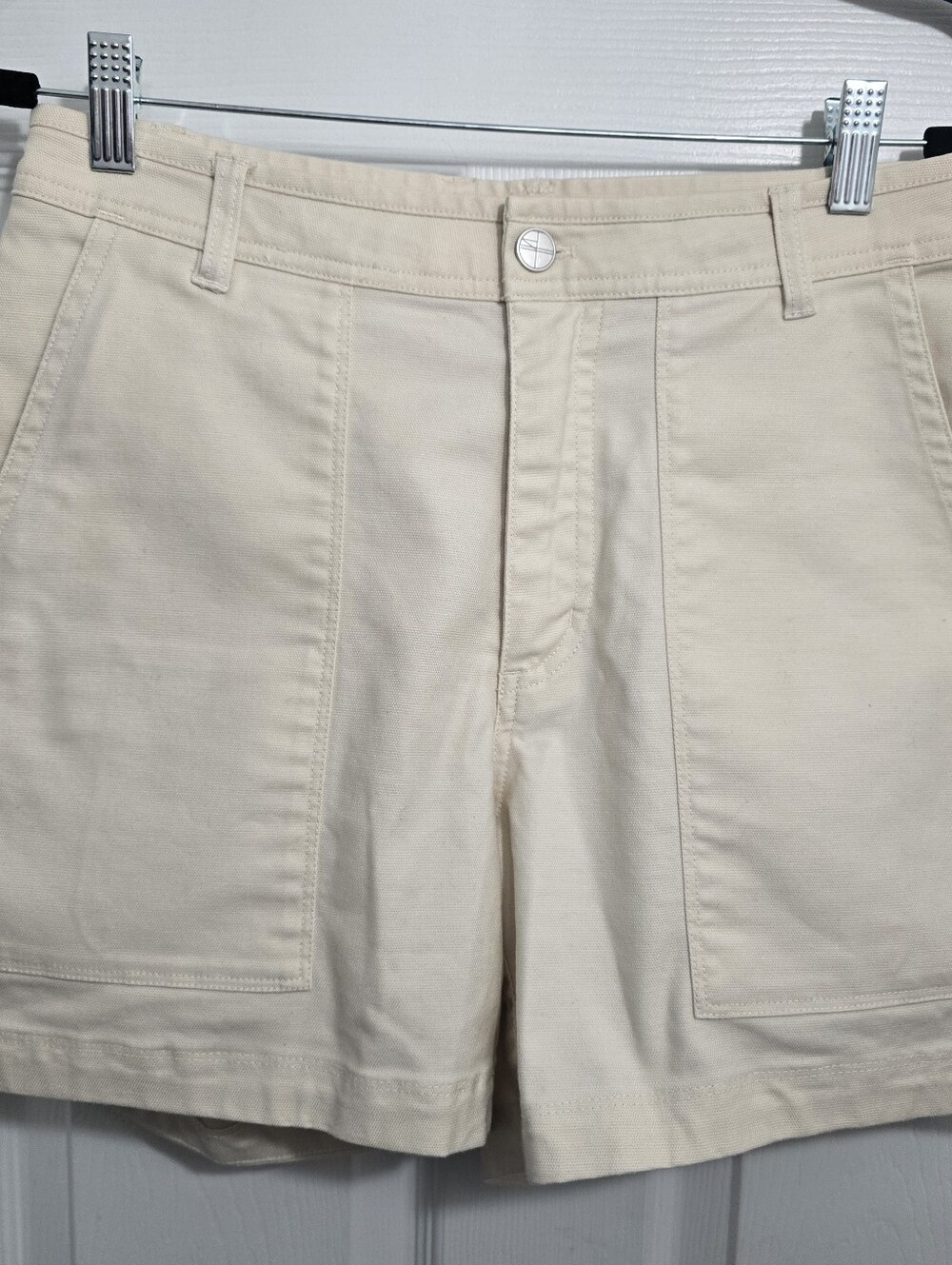 LIVSN Shorts Womens W4 Beige Canvas Workwear Utility Hiking Outdoor